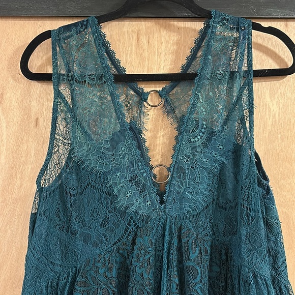 Free People lace midi dress, fully lined except upper back, size M, teal/black - Picture 3 of 5